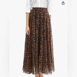 Long maxi cheetah skirt flowy beautiful boho
